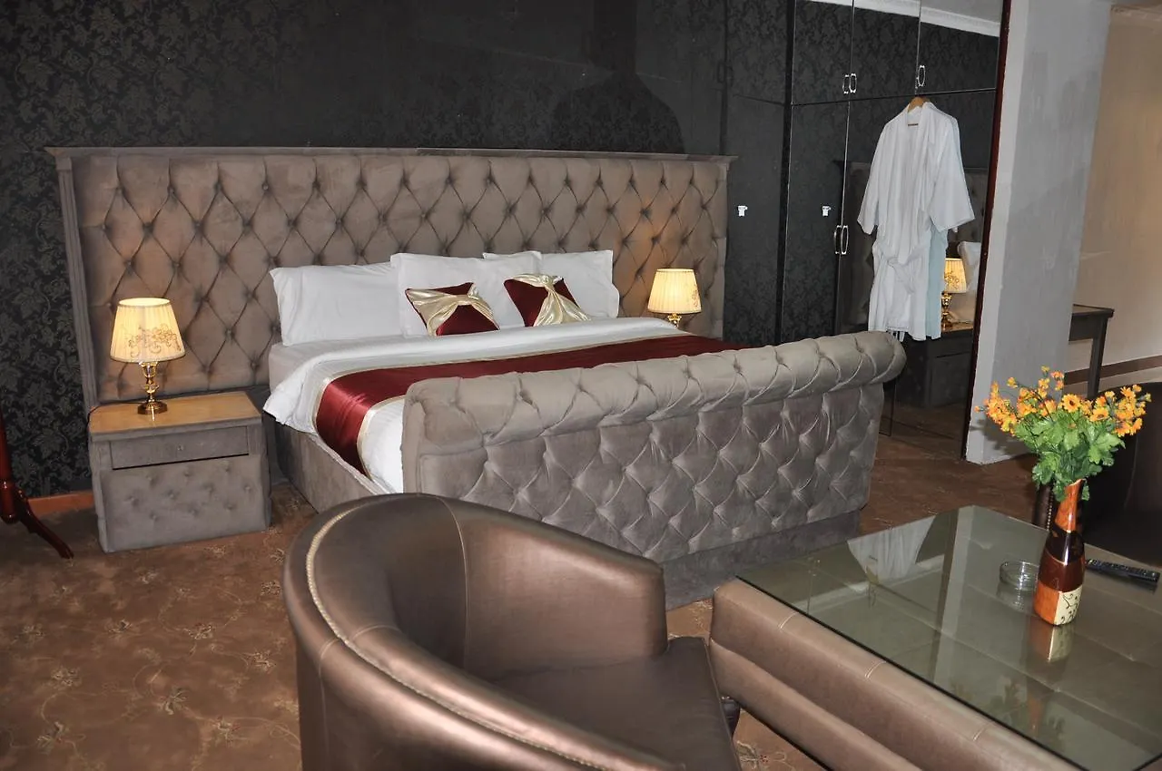 Elite Suites Hotel Kampala 4*,  Uganda